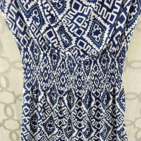 VLD Sleeveless Draped Neckline Geomatic Print Mini Dress S -391/6 - Picture 7 of 9